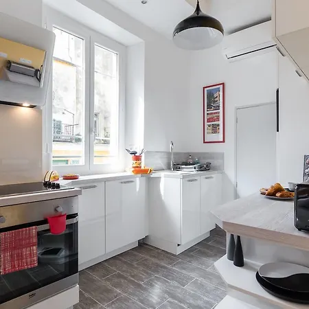 Le Rossetti 2 - F2 Lumineux, Ascenseur, Climatisation, Coeur Vieux-nice *