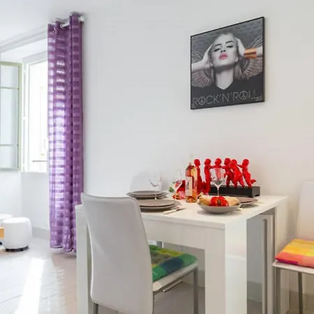 Le Rossetti 2 - F2 Lumineux, Ascenseur, Climatisation, Coeur Vieux-nice