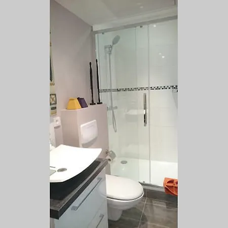 Le Rossetti 2 - F2 Lumineux, Ascenseur, Climatisation, Coeur Vieux-nice Daire *