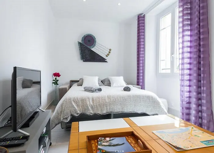 Apartment Le Rossetti 2 - F2 Lumineux, Ascenseur, Climatisation, Coeur Vieux-nice *